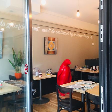 Logies Zen Aan Zee Bed & Breakfast Oostende Ngoại thất bức ảnh