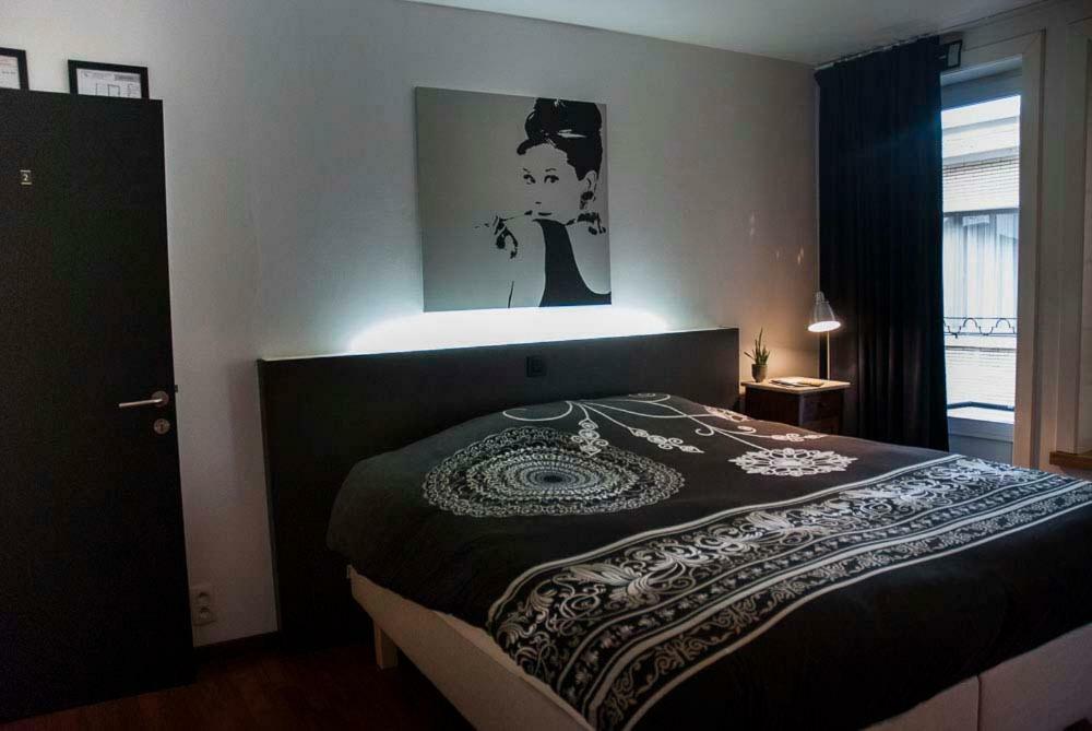 Logies Zen Aan Zee Bed & Breakfast Oostende Ngoại thất bức ảnh